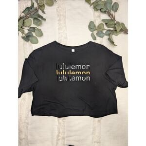 Lululemon Crop Top in Black, White & Gold